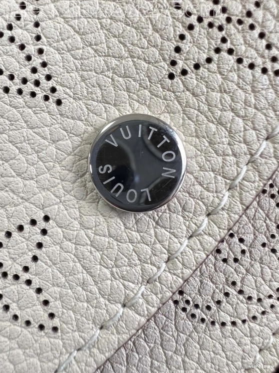 WIS VERSO VUITTON HOLDER RECTO LOUIS CARD 1008